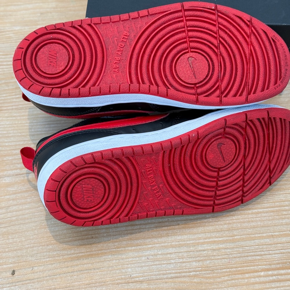 Kids Nike Court Borough Low 2 Black and Red - Picture 6 of 6